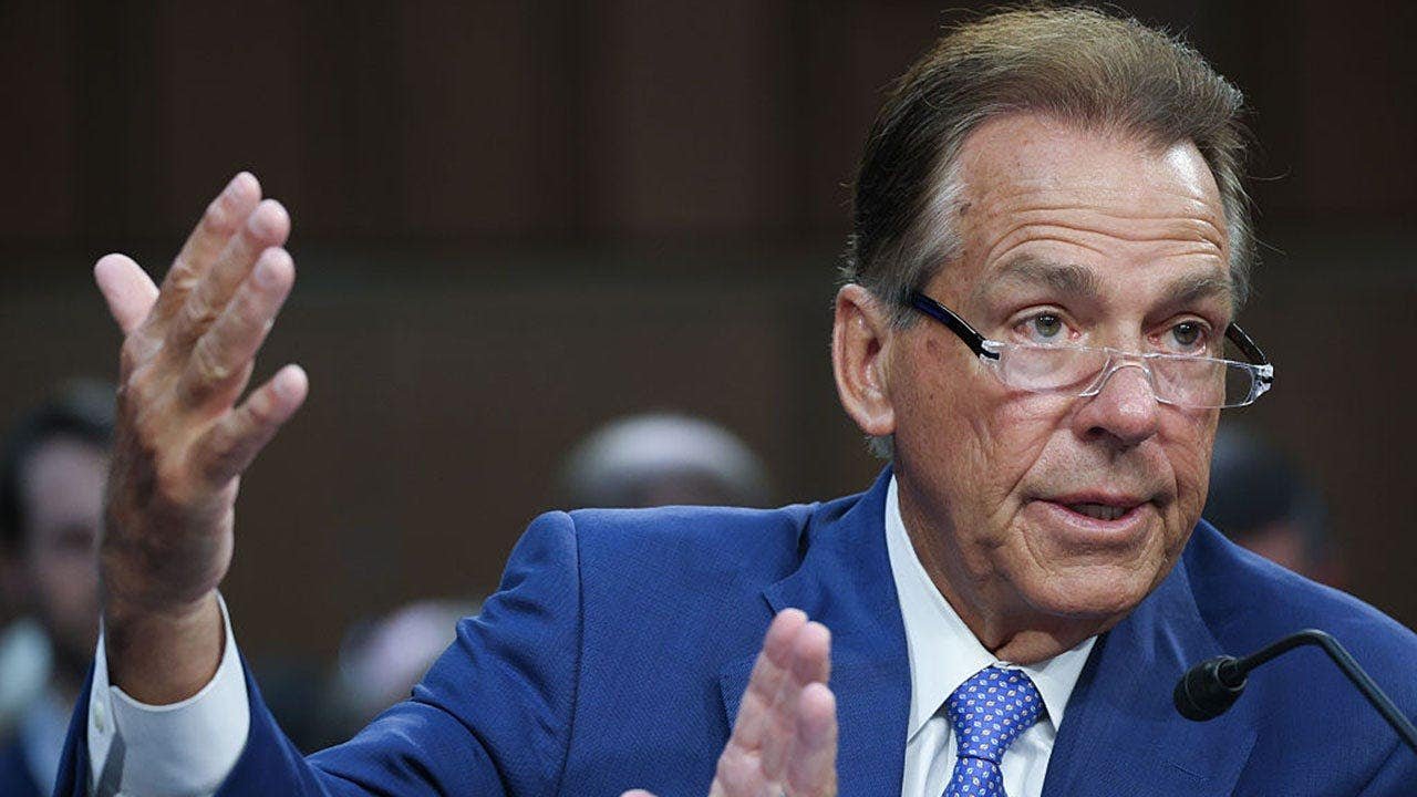 Read more about the article Nick Saban has the best solution for fixing the problems with college football scheduling