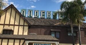 Read more about the article It was a California roadside icon. Then, vandals wrecked it. The sad end for Pea Soup Andersen’s