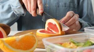 Read more about the article Grapefruit drug interaction warning noted for those taking statins, antidepressants