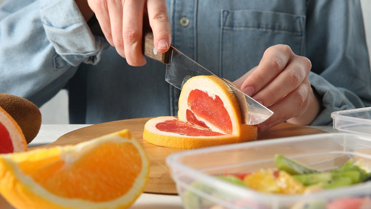 Read more about the article Grapefruit drug interaction warning noted for those taking statins, antidepressants