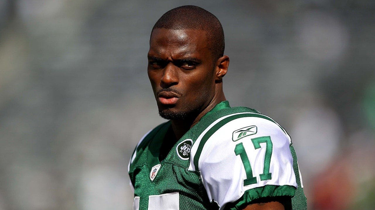 You are currently viewing NFL news: Plaxico Burress says playing for the Jets felt like being in prison