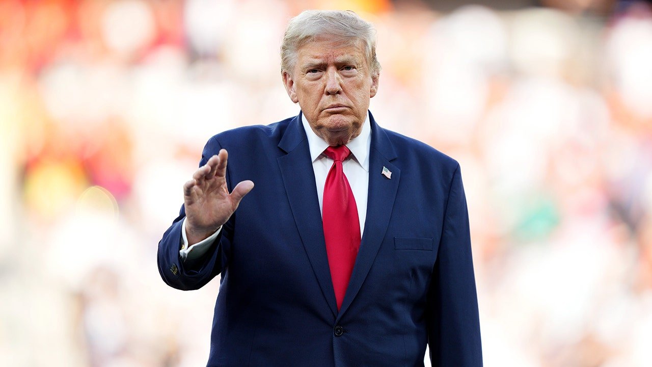 You are currently viewing Norway soccer chief complains about Trump’s involvement with FIFA after red card