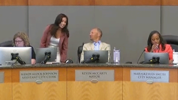 Read more about the article Sacramento mayor and vice mayor caught on hot mic discussing disruptions