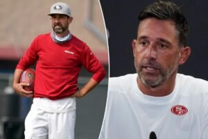 Read more about the article 49ers’ Kyle Shanahan makes cameo at first practice since horrifying accident