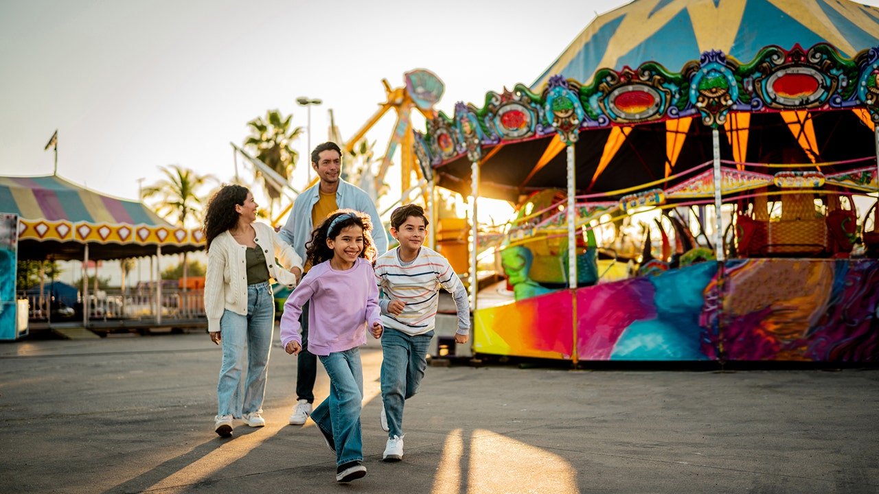 You are currently viewing State fair survival guide: 18 essentials you’ll actually use
