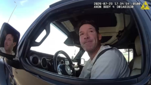 Read more about the article Bodycam shows Tony Romo arguing with officer during DUI arrest: report