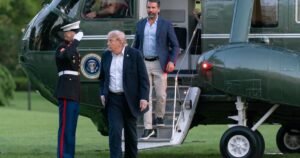 Read more about the article Trump’s selling Wall Street early access to his Truth Social posts is ethically repugnant, but may be legal