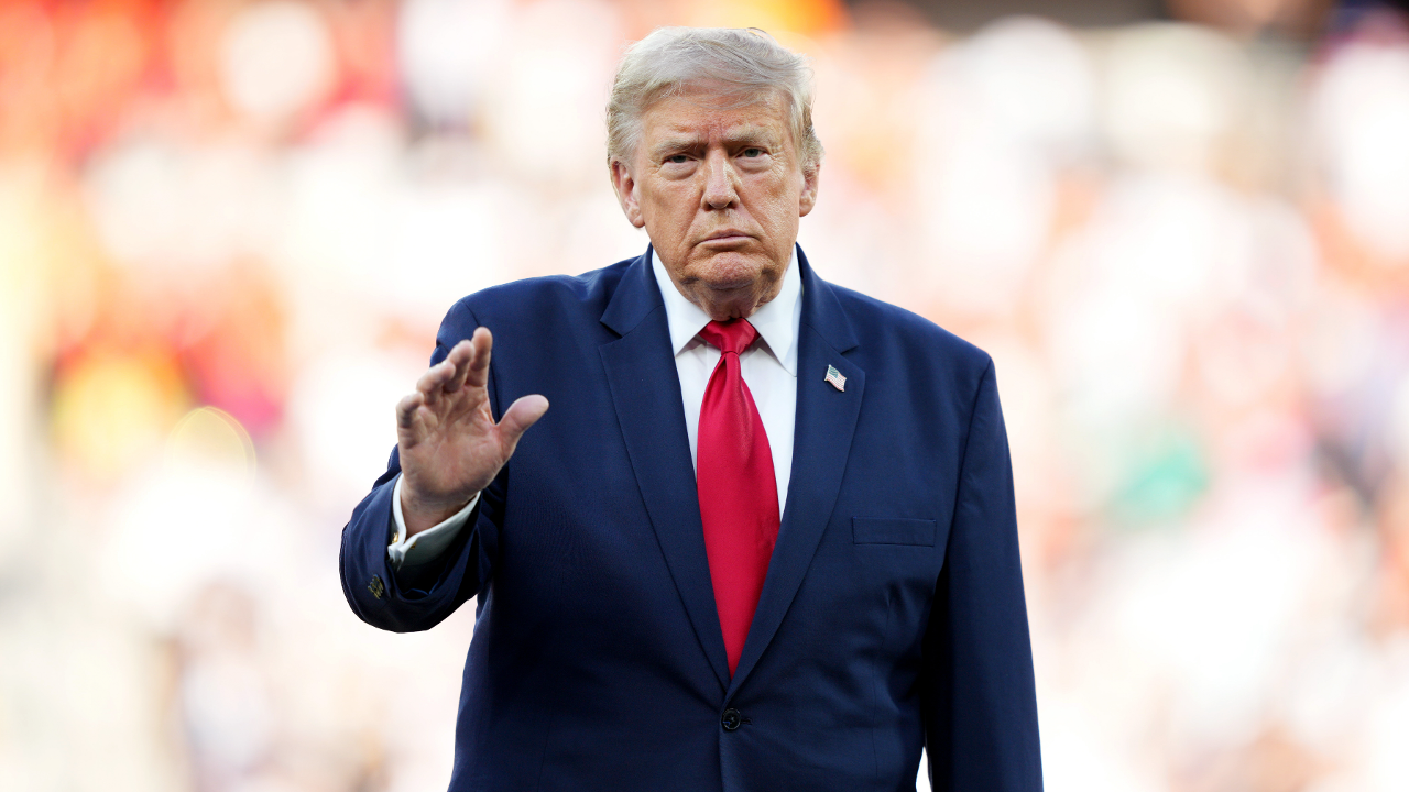 Read more about the article Trump flexes power in Arizona primaries as Democrats dodge far-left upset and more top headlines