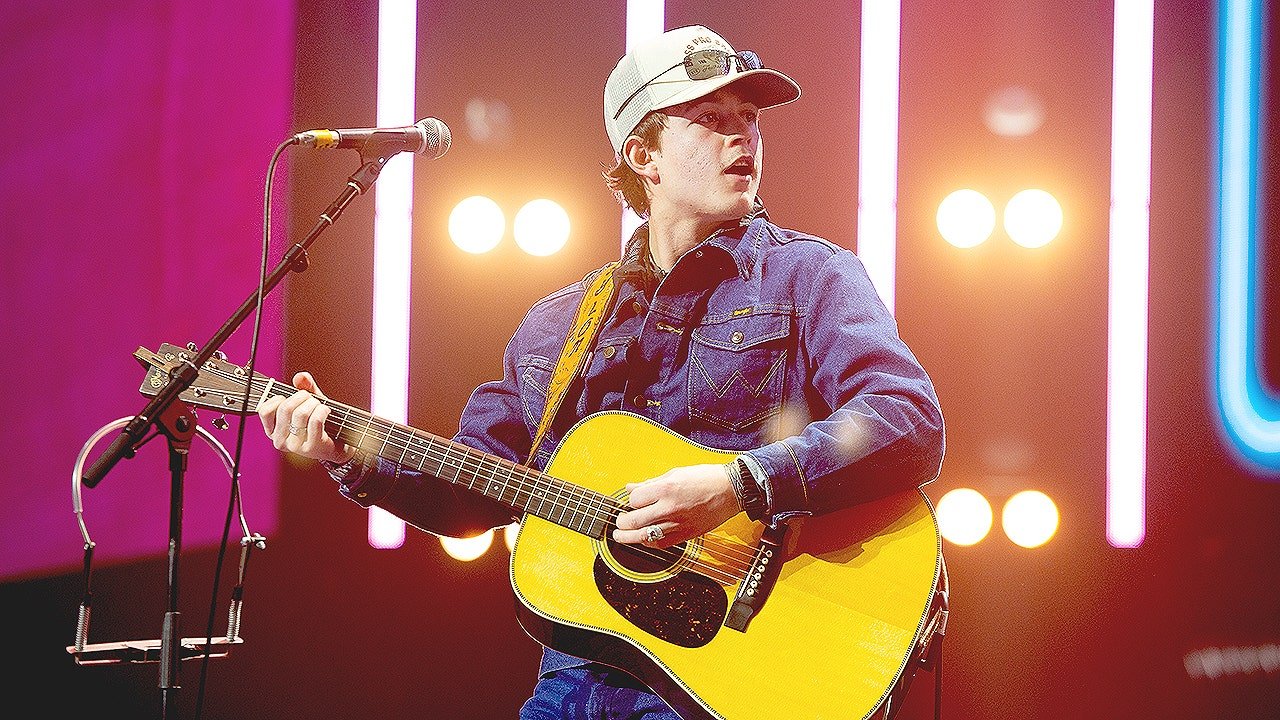 You are currently viewing Rising country star shares update after life-threatening health battle