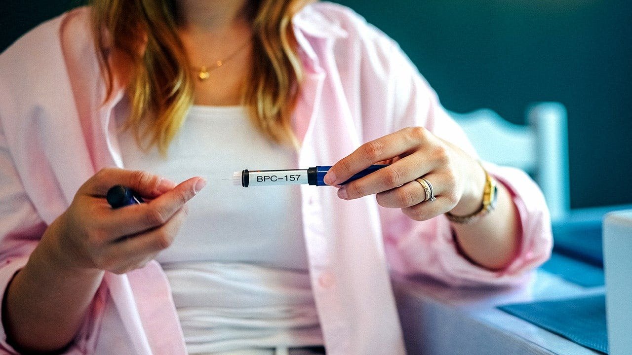 You are currently viewing 7 peptides under FDA review: What each one claims to do and what experts say