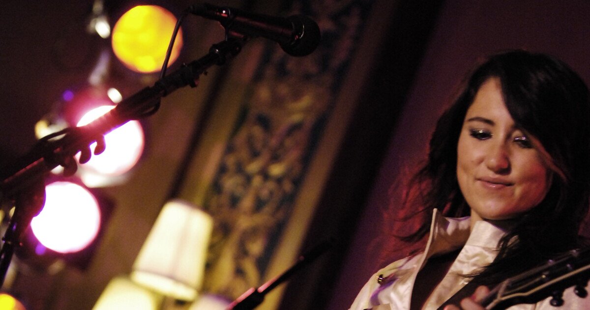 You are currently viewing LIVE FROM THE ARTISTS DEN: REPRISE: KT Tunstall