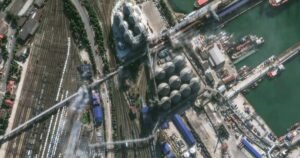 Read more about the article Ukrainian drones strike a major refinery deep inside Russia, setting it ablaze