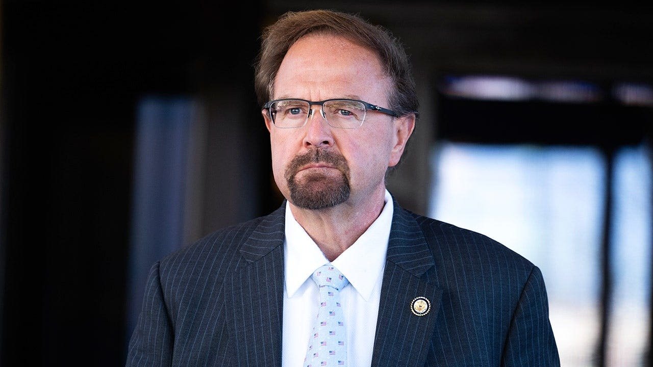 You are currently viewing House Republican drops re-election bid following House Ethics Committee report