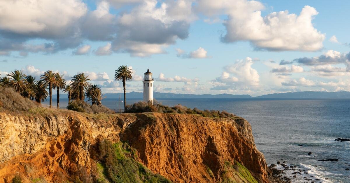 Read more about the article 5 safe Palos Verdes Peninsula trails that avoid the landslides