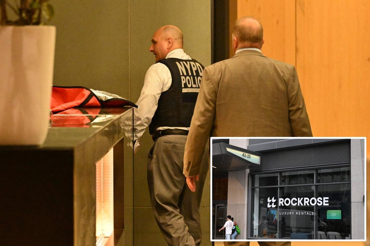 You are currently viewing 36-year-old man fatally stabbed in luxe NYC apartment building: police