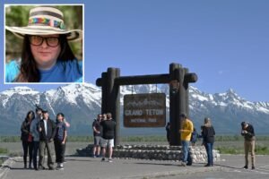 Read more about the article Ex-National Park Service âresistance rangerâ giving secret tours that attack America