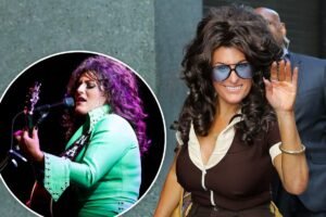 Read more about the article Country star Hannah Dasher says famous, married celebrity once slid into her DMs