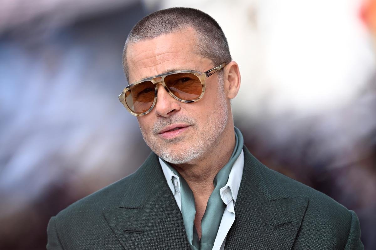 You are currently viewing Inside Brad Pitt’s ‘very personal decision’ to start drinking again after 7 years of sobriety: ‘His life changed’
