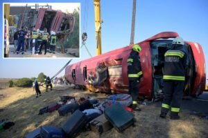 Read more about the article 12 killed and at least 10 injured in Polish bus crash in Hungary
