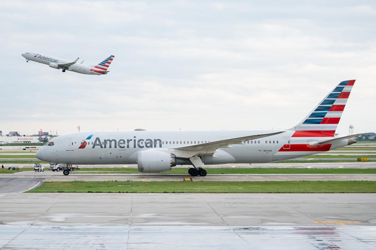 You are currently viewing 2 planes with the same flight number avoid possible disaster thanks to quick-thinking controller