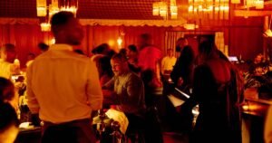 Read more about the article Best supper club restaurants with live music in Los Angeles