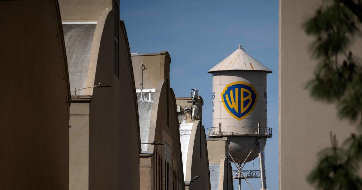You are currently viewing Warner Bros. Discovery earnings tumble amid film studio struggles