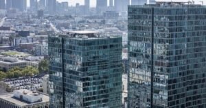 Read more about the article Ex-LAPD officer gets life sentence for home invasion robbery of teen’s crypto fortune