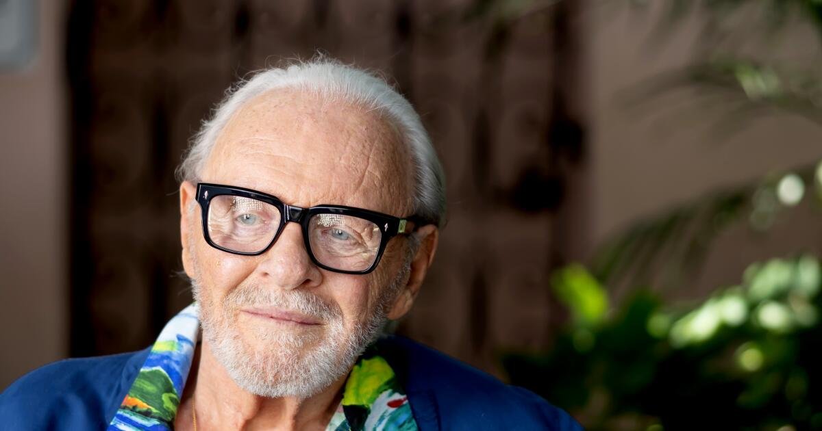 You are currently viewing Anthony Hopkins, Gustavo Dudamel collaborate on actor’s debut album