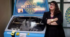 Read more about the article Smell that? Mold-A-Rama makes a comeback in L.A. thanks to one determined librarian