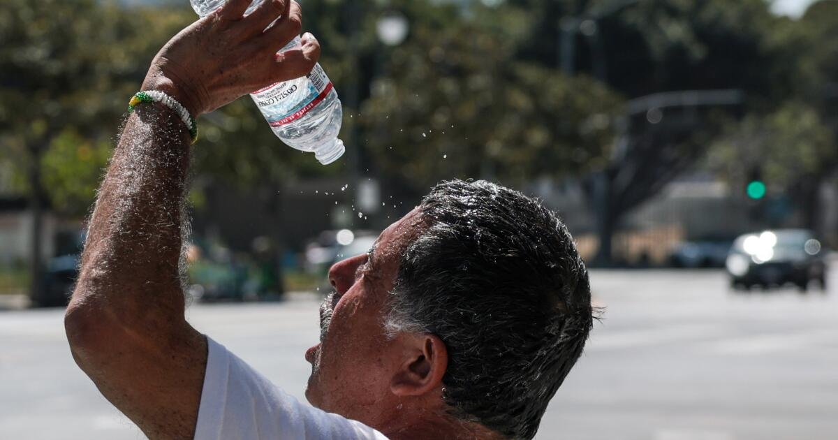 You are currently viewing Searing heat on tap for SoCal this weekend — and there’s more fire danger ahead