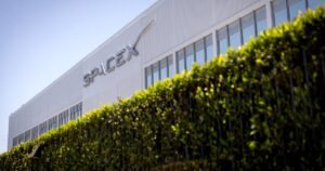 Read more about the article SpaceX beats Wall Street expectations in first earnings release