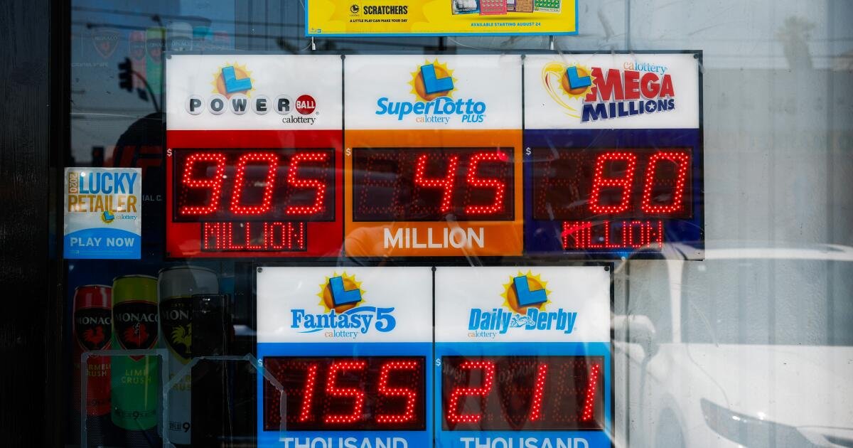 You are currently viewing Monday’s Powerball jackpot is the 8th-largest ever. Here’s how high it could go