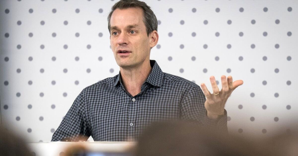 You are currently viewing Loss of ‘most Google’ engineer Jeff Dean jolts morale inside the company’s AI ranks