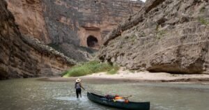 Read more about the article Texas’ Big Bend park gets border barriers that some Trump allies dislike