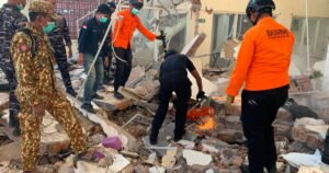 Read more about the article Magnitude 7.7 earthquake strikes off Indonesia’s coast, killing at least 38
