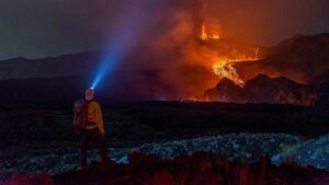 Read more about the article American tourist killed by lightning strike hiking Mount Etna in Sicily