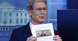 Read more about the article The feds are issuing tariff refunds to big companies, but you still shouldn’t expect a check