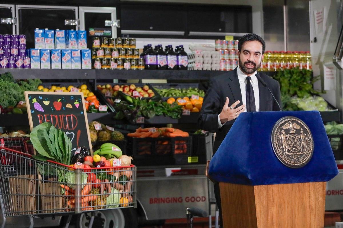You are currently viewing Mamdani’s groceries will have him competing against . . . himself