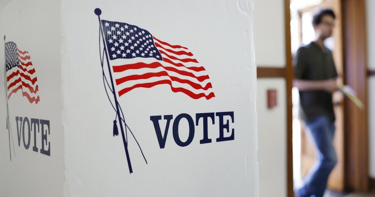 You are currently viewing California backtracks on good-government policies in divided Trump era