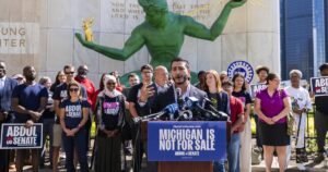 Read more about the article Michigan Senate victory boosts progressives as Democrats wrestle with party’s direction