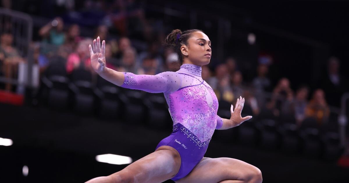 You are currently viewing Hezly Rivera captures her second straight U.S. women’s gymnastics title
