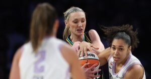 Read more about the article Furious Sparks comeback fades in final minute of loss to Golden State