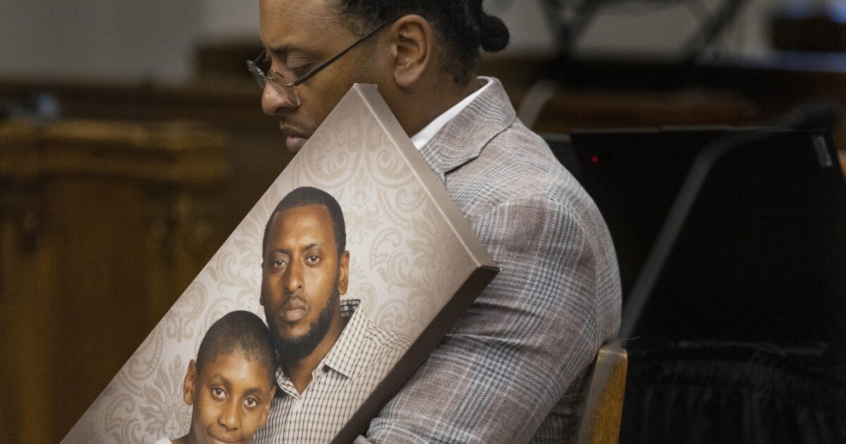 You are currently viewing New video evidence upends the unsolved killing of a Black teen at a Seattle protest