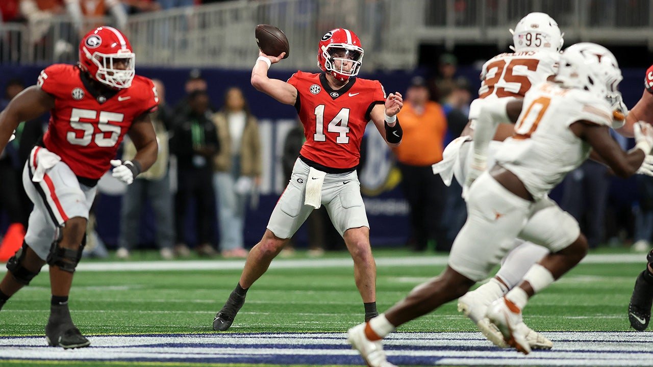 You are currently viewing You will never guess which company decided to become Georgia football’s on-field sponsor