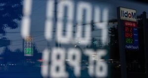 Read more about the article Chevron and Exxon Mobil reap massive profits as the Iran war drives up energy prices