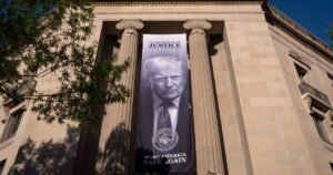 Read more about the article Appeals court sides with Trump in fight over subpoena of gender-affirming care provider