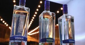 Read more about the article Twist cap maker announces layoffs as California’s wine industry struggles