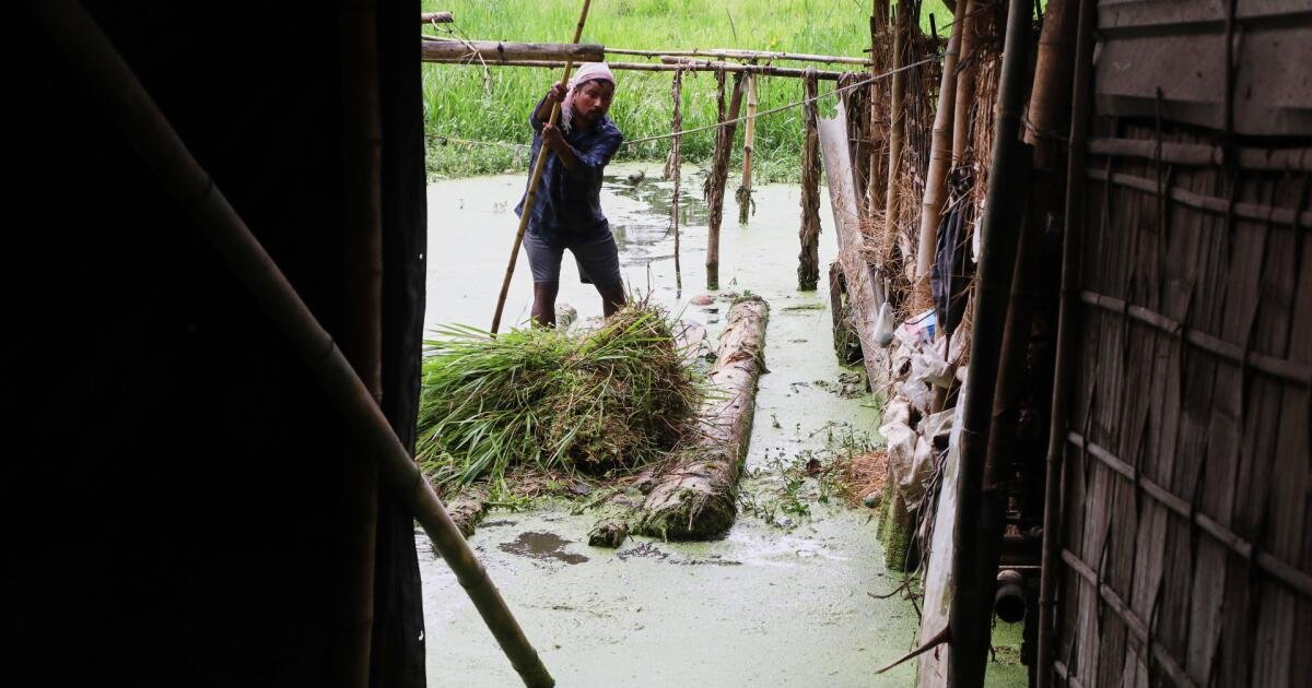 You are currently viewing Flood death toll in India’s Assam reaches 100 as thousands lose their homes