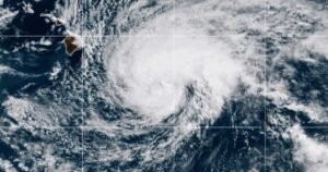Read more about the article A rare hurricane landfall threat for Hawaii’s Big Island as Tropical Storm Lala strengthens