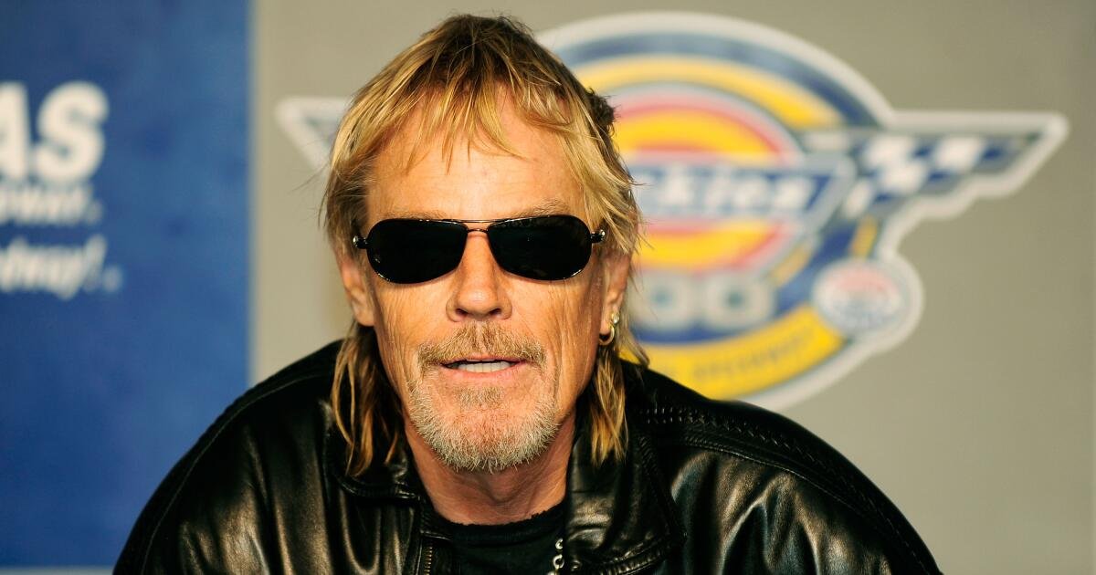 You are currently viewing ZZ Top drummer Frank Beard dies at 77 after health issues, band cancels upcoming shows